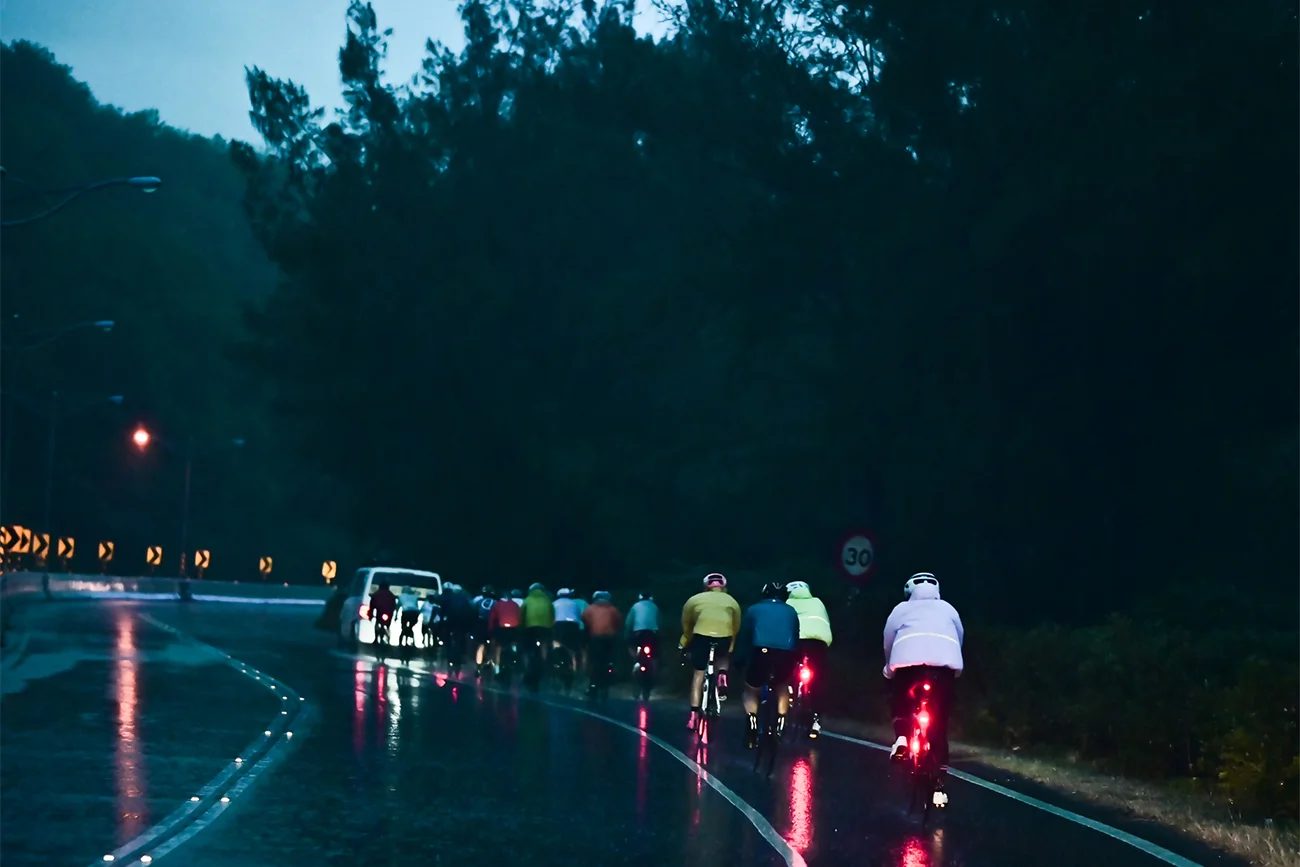 雨ニモ風ニモ負ケナイゼ