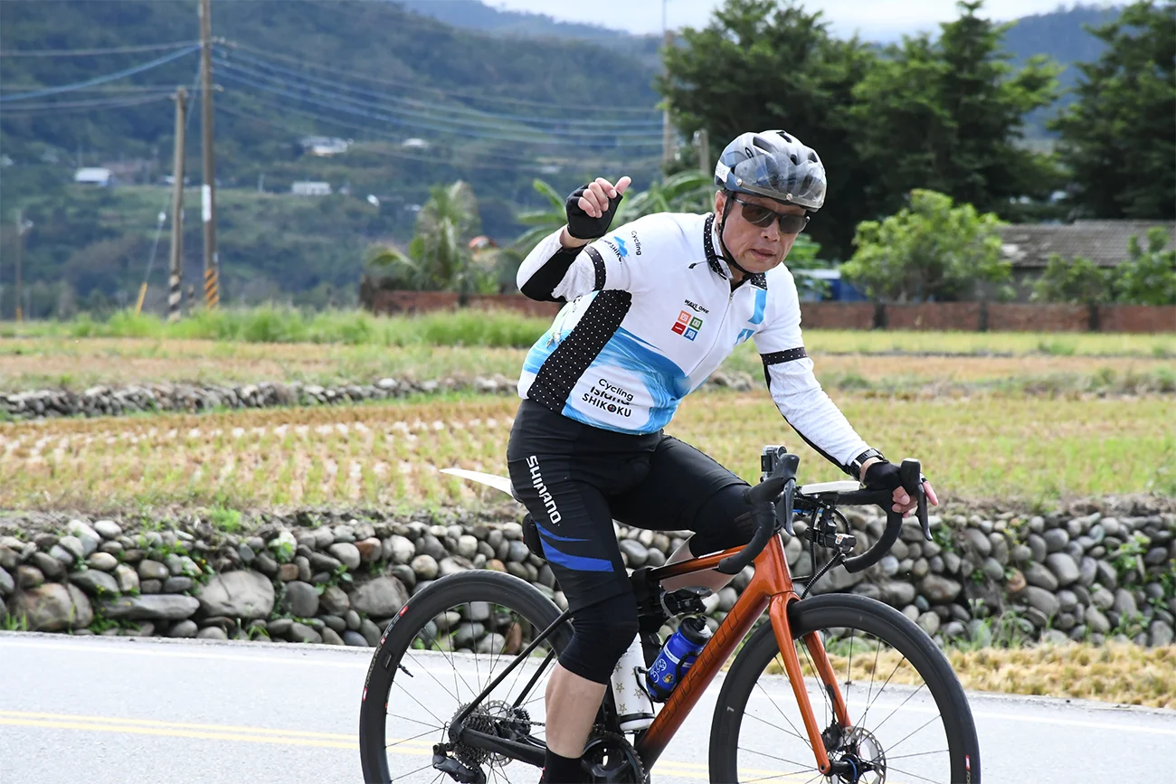 四国一周ジャージで