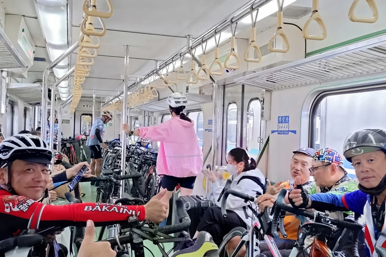 DAY7花連への電車