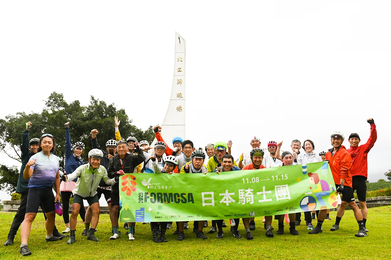 Day6：北回帰線での撮影はいつも雨模様。サイクリングできる楽しさをかみしめています。